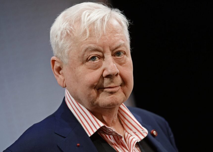 олег табаков