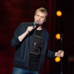 слава комиссаренко