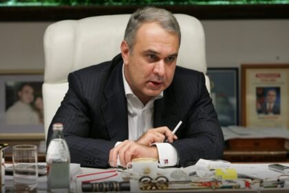 давид жвания